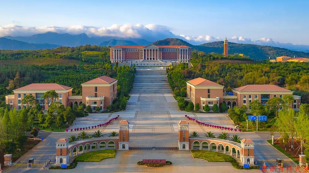 2024年云南大学在山西计划招生人数（附学费及专业录取分)